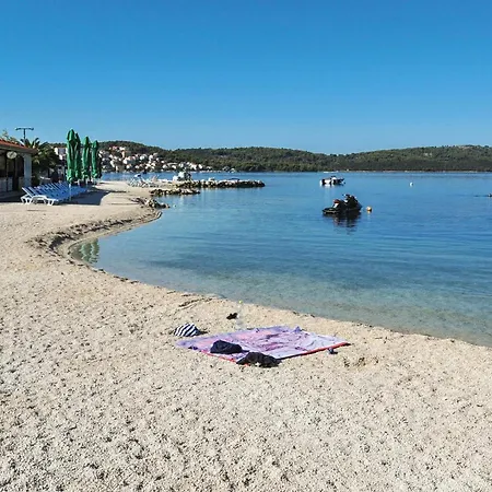 Appartement Stunning In Okrug Gornji